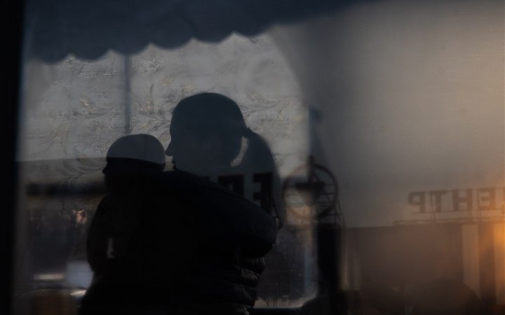 На Донеччині збільшують зону примусової евакуації дітей