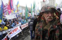 Начали судить предпринимателей, повредивших плитку на Майдане 