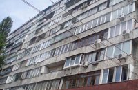 Янукович ветировал налог на застекленные балконы 