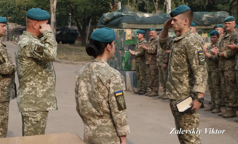 Нагородження пам'ятною відзнакою Командувача морської піхоти ВМС ЗСУ