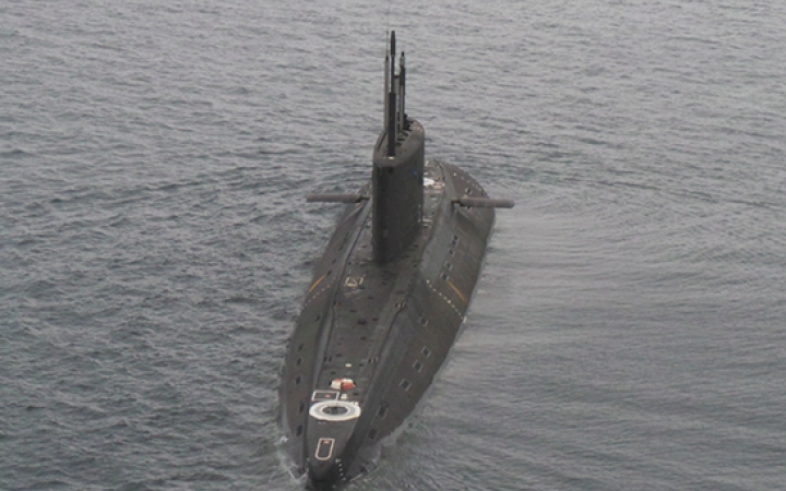 Підводні човни Чорноморського флоту перебазували з Криму в Новоросійськ через страх Росії, що по них ударять, – МО Британії