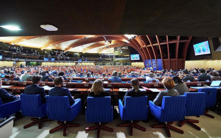 У Комітеті ПАРЄ схвалили проєкт резолюції щодо вилучення російських заморожених активів 