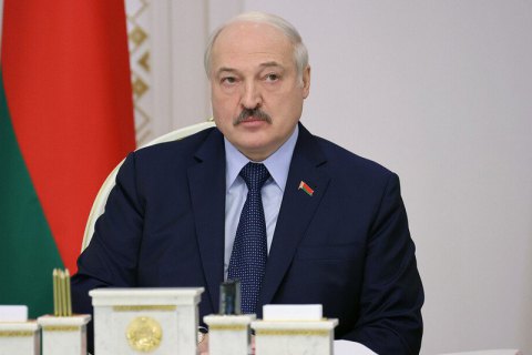 Лукашенко заявив, що Росія не збирається нападати на Україну