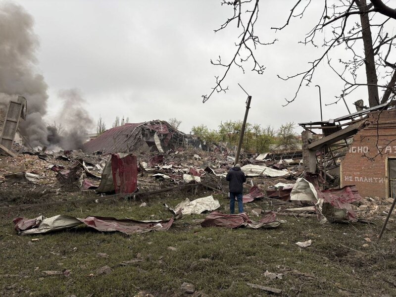 Російська армія пошкодила на Донеччині ще 16 багатоповерхівок