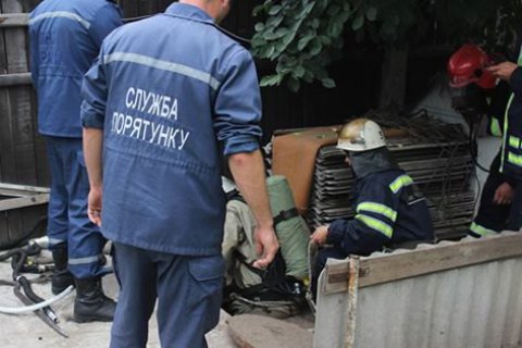 В Шполе двое мужчин утонули в выгребной яме