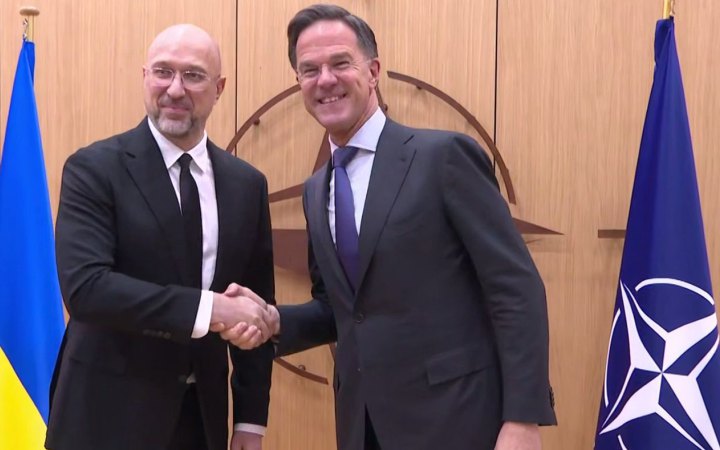 Шмигаль обговорив із генсеком НАТО посилення ППО для України