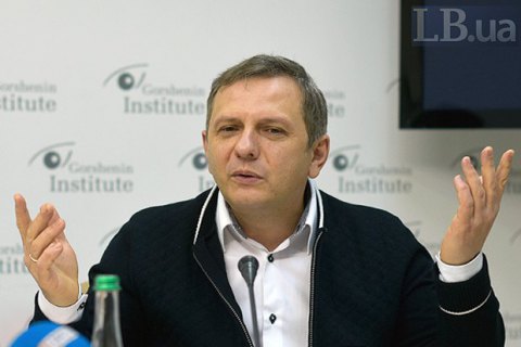 Через различные коррупционные каналы за год из Украины вывели $5-10 млрд, - Устенко