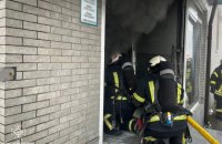 В Умані через перевантаження електромережі в офісі загорілася зарядна станція