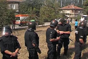 В Болгарии громят цыган: авто их барона задавило местного парня