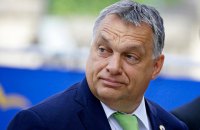 Орбан пообещал блокировать любые попытки ЕС наложить санкции на Польшу
