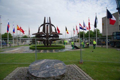НАТО на этой неделе согласует размещение четырех батальонов в Балтии и Польше