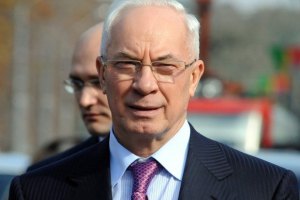 Азаров голосуватиме в Шевченківському районі