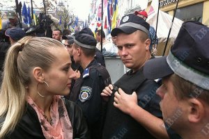 У Білорусі затримали журналістів