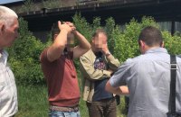 Двух сотрудников "Укрзализныци" задержали за взятку 270 тысяч гривен
