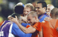 ЧМ 2010: Бразилия покидает мундиаль. В полуфинале сыграют Голландия и Уругвай 