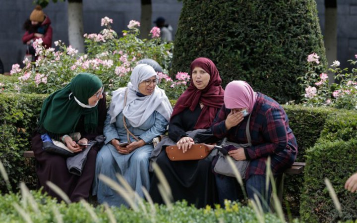 Вищий суд ЄС дозволив держустановам забороняти носіння хіджабу на роботі