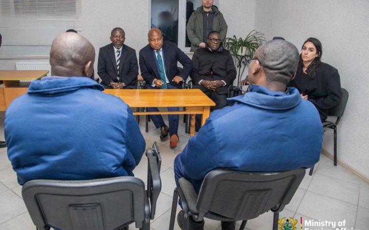 Влада Гани звернулась до Росії через вербування своїх громадян на війну проти України