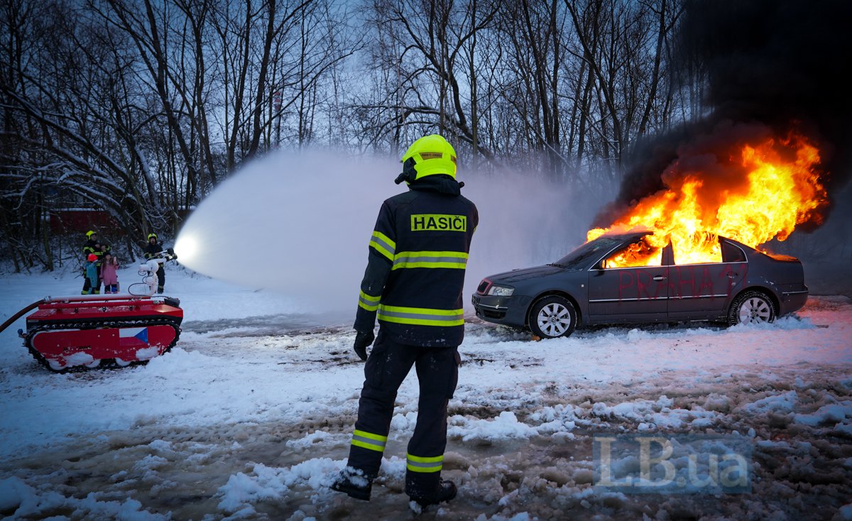  Тестування пожежного дрону Hecthor 2 для Харківсього відділення ДСНС купленого чеською ініціативою «Подарунок для Путіна»