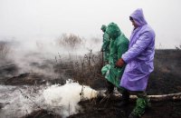 В Киевской области продолжают тушить 22 очага тления торфяников