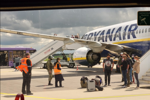 ICAO відреагувала на примусову посадку літака Ryanair у Мінську