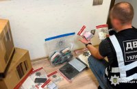 На Хмельниччині викрили схему з підробки документів, які видають сервіси МВС