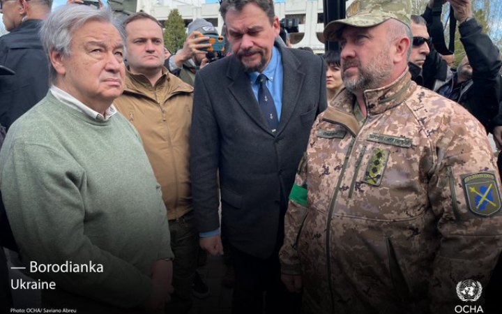 "Я уявляю свою сім'ю в одному з цих будинків": генсек ООН відвідав Бородянку
