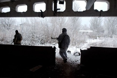 Трьох військових поранено на Донбасі від початку дня