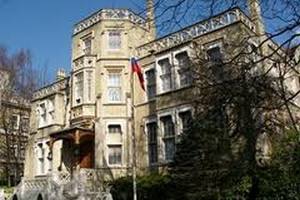 Посольству Росії в Лондоні виставили рахунок майже на 6 мільйонів євро