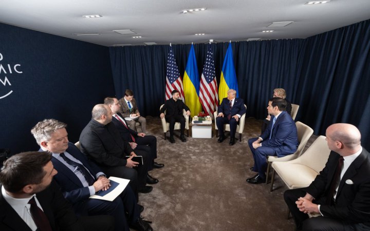 Головне за четвер, 22 січня: майже 200 боєзіткнень, ракетний удар по Кривому Рогу, зустріч Зеленського і Трампа у Давосі