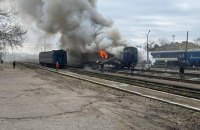 У Миколаєві російський "шахед" атакував потяг, постраждав залізничник (оновлено)