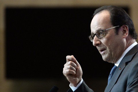 Олланд вирішив продовжити режим надзвичайного стану у Франції до Дня захоплення Бастилії