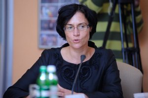 У Арбузова обіцяють стабільну гривню за рахунок Євро-2012 і виборів