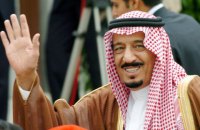 В Саудовской Аравии журналиста отстранили от работы за то, что он перехвалил короля