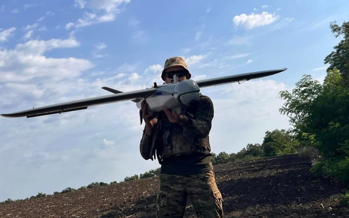 Україна запустила серійне виробництво далекобійних ударних безпілотників