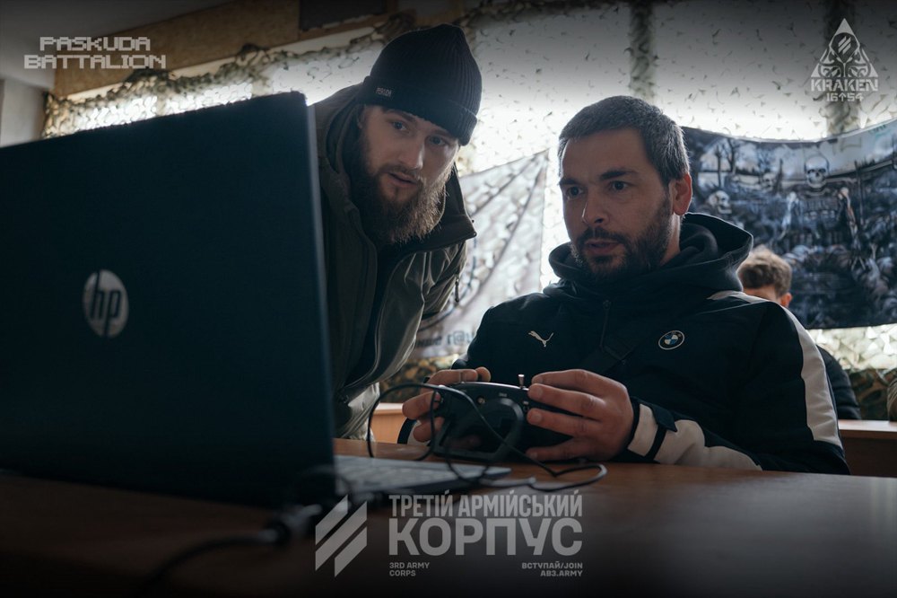Навчання операторів дронів 