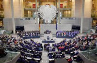 Германия проведет неотложные парламентские слушания из-за российских войск на территории Украины 