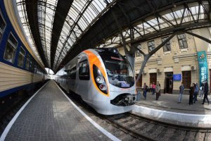 Скоростные поезда Hyundai из Днепропетровска в Симферополь отменили