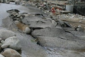 Тбілісі потерпає від повені, є жертви