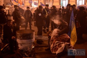 Власть не пускает на Майдан машины с продуктами, - оппозиция