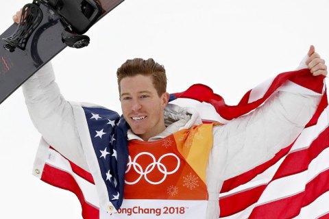 Американский сноубордист Шон Уайт завоевал в Пхёнчхане золотую медаль в хафпайпе