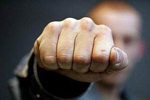 В Одеській області невідомі напали на штаб "Батьківщини"