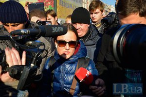 Журналісток LifeNews видворили з України