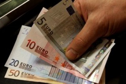 Експеримент з виплати €560 євро базового доходу на місяць не підвищив трудову зайнятість