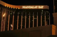 Пострадавшие при стрельбе в Лас-Вегасе хотят засудить отель, где засел террорист