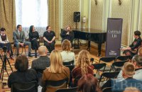 Наша культура за кордоном: на якому полі воює Україна?