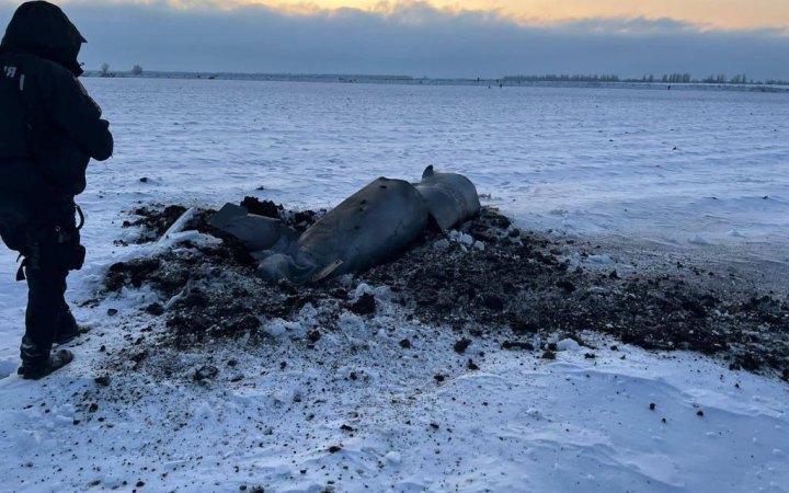 Поліцейські виявили залишки ще однієї ракети на Київщині