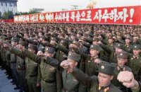 Северная Корея перешла на полувоенное положение
