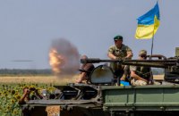 Бойовики здійснили 24 обстріли на Донбасі у п'ятницю, поранено військового