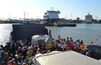 "Новые" крымчане, банковские игры и свежая 5'nizza