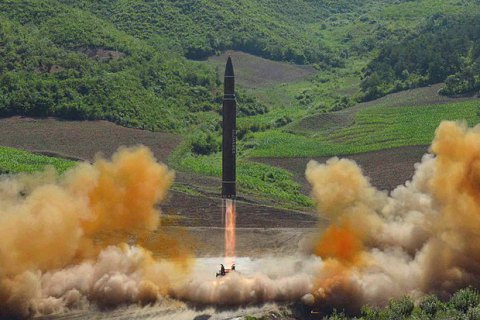 Україна засудила запуск міжконтинентальної балістичної ракети КНДР